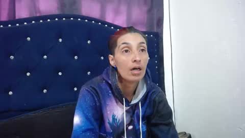 Snapshot of anyu_1306 chatting on 02.19.25 anyu online show from 02.19.25