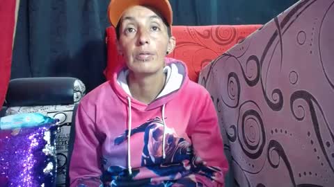 Snapshot of anyu_1306 chatting on 09.18.25 anyu online show from 09.18.25