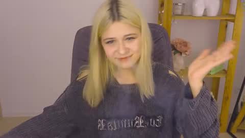 ApheliaStar online show from 10.24.25