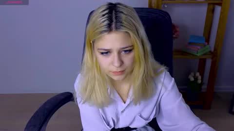 ApheliaStar online show from 11.02.25