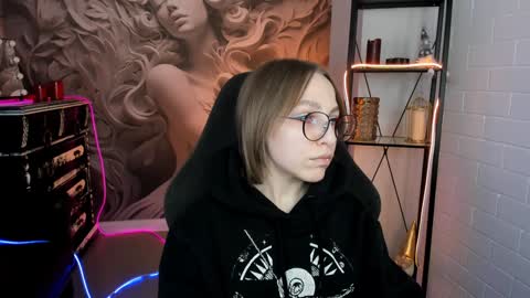 APHEX QUEEN online show from 02.02.25