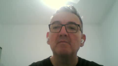 Snapshot of apixaba chatting on 12.08.24 furry bear online show from 12.08.24