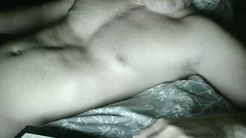 Snapshot of apluslickin chatting on 11.05.25 Aplusickin online show from 11.05.25