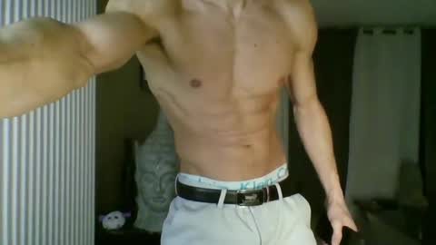 Snapshot of apollonfitx_69 chatting on 01.31.25 apollonfitx_69 online show from 01.31.25