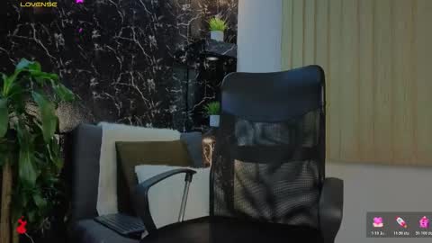 Snapshot of apolo_lux1 chatting on 01.18.26 Apolo Lux online show from 01.18.26