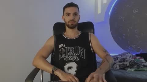 Snapshot of apolo_lux1 chatting on 02.08.26 Apolo Lux online show from 02.08.26