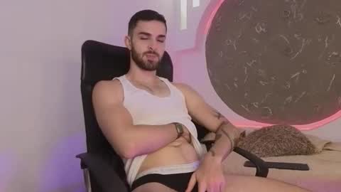 Snapshot of apolo_lux1 chatting on 02.22.26 Apolo Lux online show from 02.22.26