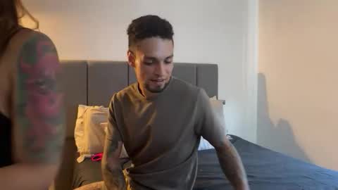 Snapshot of apolo_mialovers chatting on 02.22.26 apolo_mialovers online show from 02.22.26