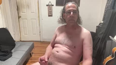 Snapshot of apostrphy chatting on 04.03.26 Apostrphy online show from 04.03.26