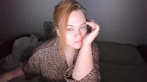 Snapshot of appleyummybuns chatting on 05.15.26 appleyummybuns online show from 05.15.26