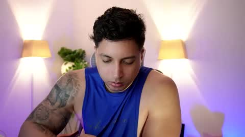 Snapshot of appolo_allen chatting on 04.21.26 insta appolo master online show from 04.21.26