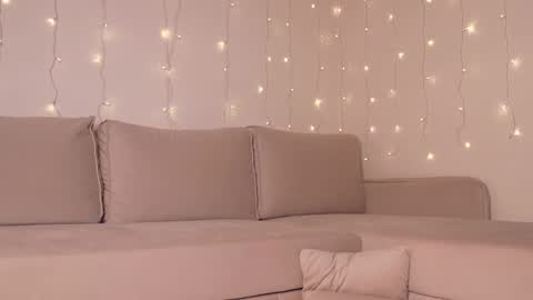  REYNA  next stream is 11h of Feb online show from 02.15.26