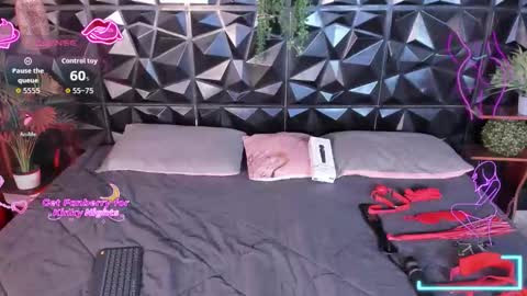 apprilfoxx online show from 12.03.25