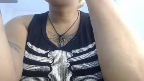 Snapshot of april__bunny chatting on 05.26.26 April Bunny online show from 05.26.26