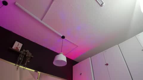 April online show from 09.17.25