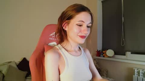 Snapshot of april_felicity chatting on 05.06.26 April online show from 05.06.26