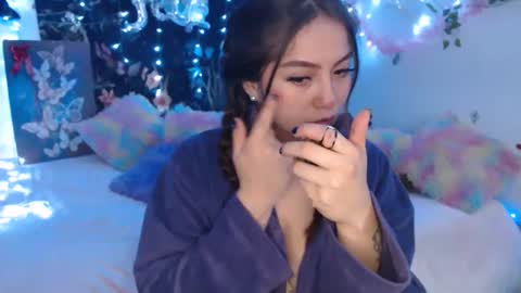 april_l6 online show from 03.10.26