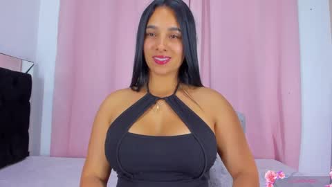 Snapshot of apriladamson_ chatting on 05.13.26 April online show from 05.13.26