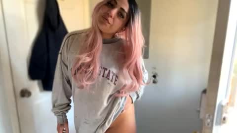 AnnaApril420 online show from 01.06.25