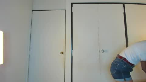 aprilgrey111 online show from 04.15.26