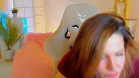 Snapshot of aprill_o_nill chatting on 01.22.25 aprill_o_nill online show from 01.22.25