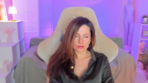 Snapshot of aprill_o_nill chatting on 03.06.25 aprill_o_nill online show from 03.06.25