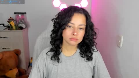 aqua emilly online show from 12.02.25