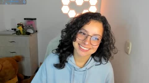 aqua emilly online show from 12.22.25