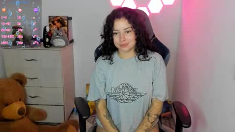 aqua emilly online show from 02.26.26