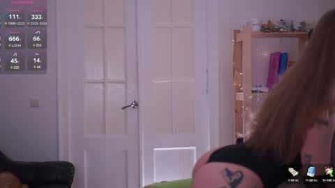 Snapshot of aqua_sultry chatting on 01.09.25 aqua_sultry online show from 01.09.25