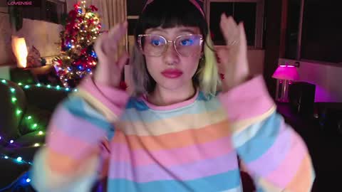 Snapshot of aquamarinebubble chatting on 12.17.24 Zam independent model online show from 12.17.24