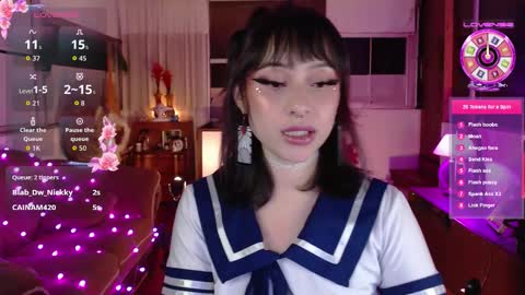 Snapshot of aquamarinebubble chatting on 09.25.25 Zam independent model online show from 09.25.25