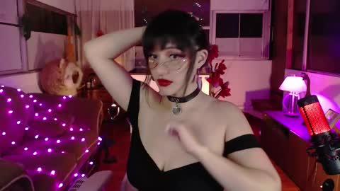 Snapshot of aquamarinebubble chatting on 09.27.25 Zam independent model online show from 09.27.25