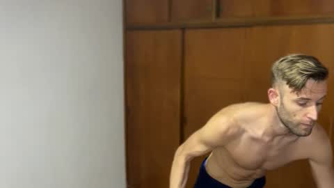 Aquilesmade online show from 12.18.24