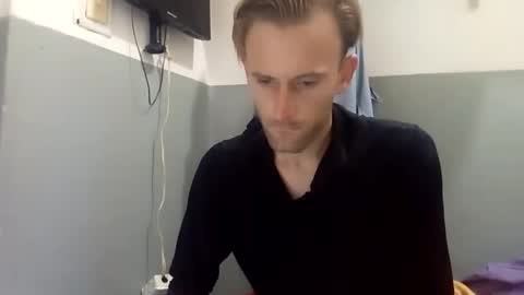 Aquilesmade online show from 11.05.25