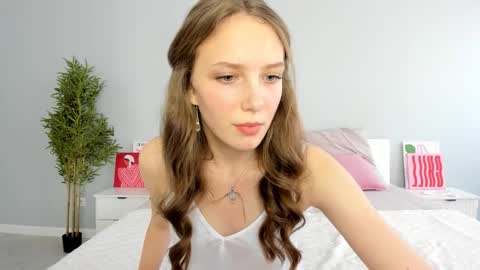 Lina online show from 10.02.25