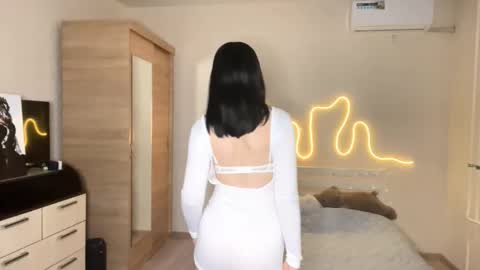 Emi online show from 03.25.26