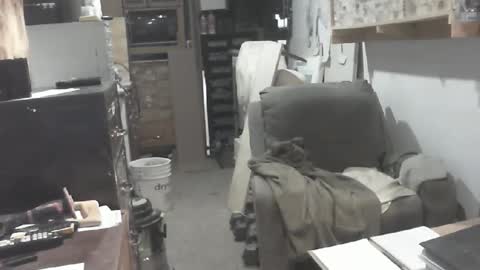 Snapshot of arealshowoff chatting on 05.16.26 arealshowoff online show from 05.16.26