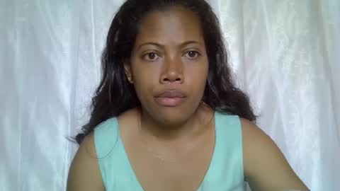 Snapshot of arellah chatting on 01.26.25 arellah online show from 01.26.25