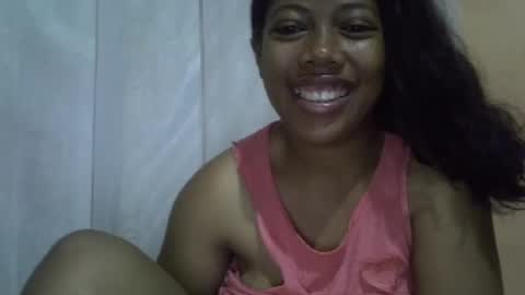 Snapshot of arellah chatting on 02.21.25 arellah online show from 02.21.25