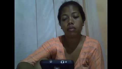 Snapshot of arellah chatting on 03.05.25 arellah online show from 03.05.25