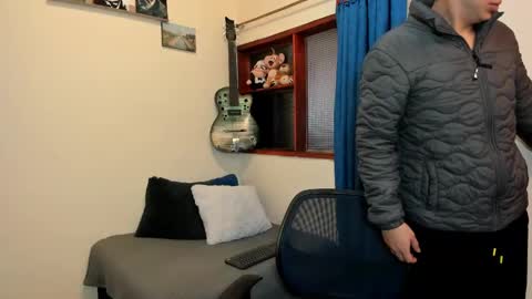 Snapshot of ares_johnsonn chatting on 02.24.25 Ares online show from 02.24.25