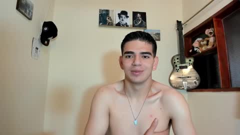 Snapshot of ares_johnsonn chatting on 03.08.25 Ares online show from 03.08.25