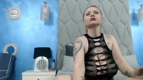 aretialisya online show from 02.26.25