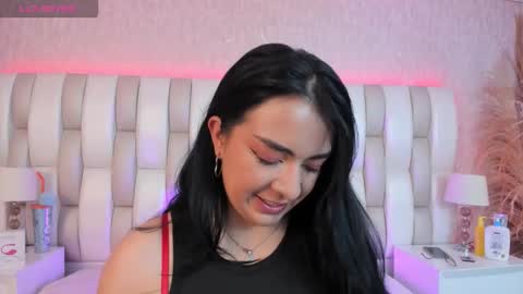 ari_lynn_ online show from 02.04.26