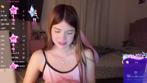 Snapshot of ari_sweet1 chatting on 12.27.24 Ari online show from 12.27.24