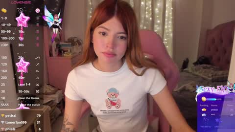 Snapshot of ari_sweet1 chatting on 02.08.25 Ari online show from 02.08.25