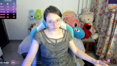 Snapshot of aria_alaia chatting on 05.09.26 Linda online show from 05.09.26