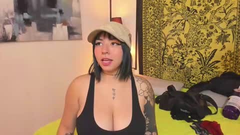 aria y orien  online show from 09.15.25