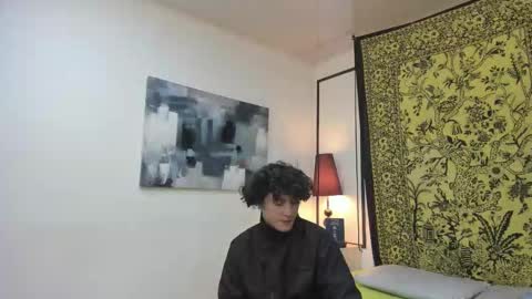 aria y orien  online show from 12.04.25